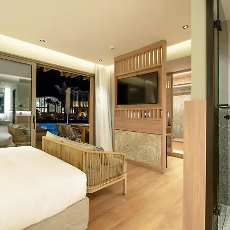 Senseana Sea Side & Aquadventure Hotel 5*