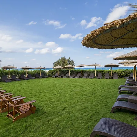Senseana Sea Side & Aquadventure Hotel 5*
