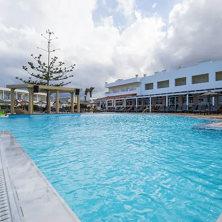 Hotel Senseana Sea Side & Aquadventure 5*