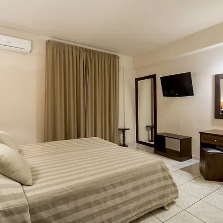 Hotel Senseana Sea Side & Aquadventure 5*