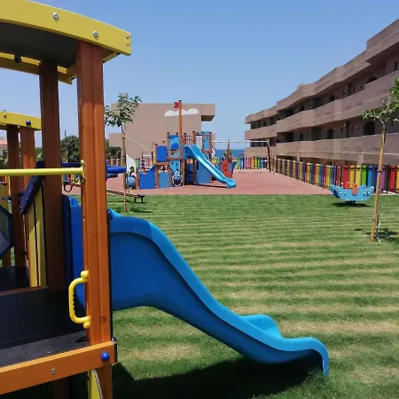 Senseana Sea Side & Aquadventure Análipszi