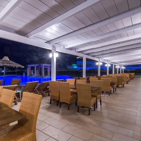 Szálloda Senseana Sea Side & Aquadventure 5*